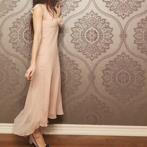 BCBG MaxAzria 100% silk dress - Picture 5 of 7